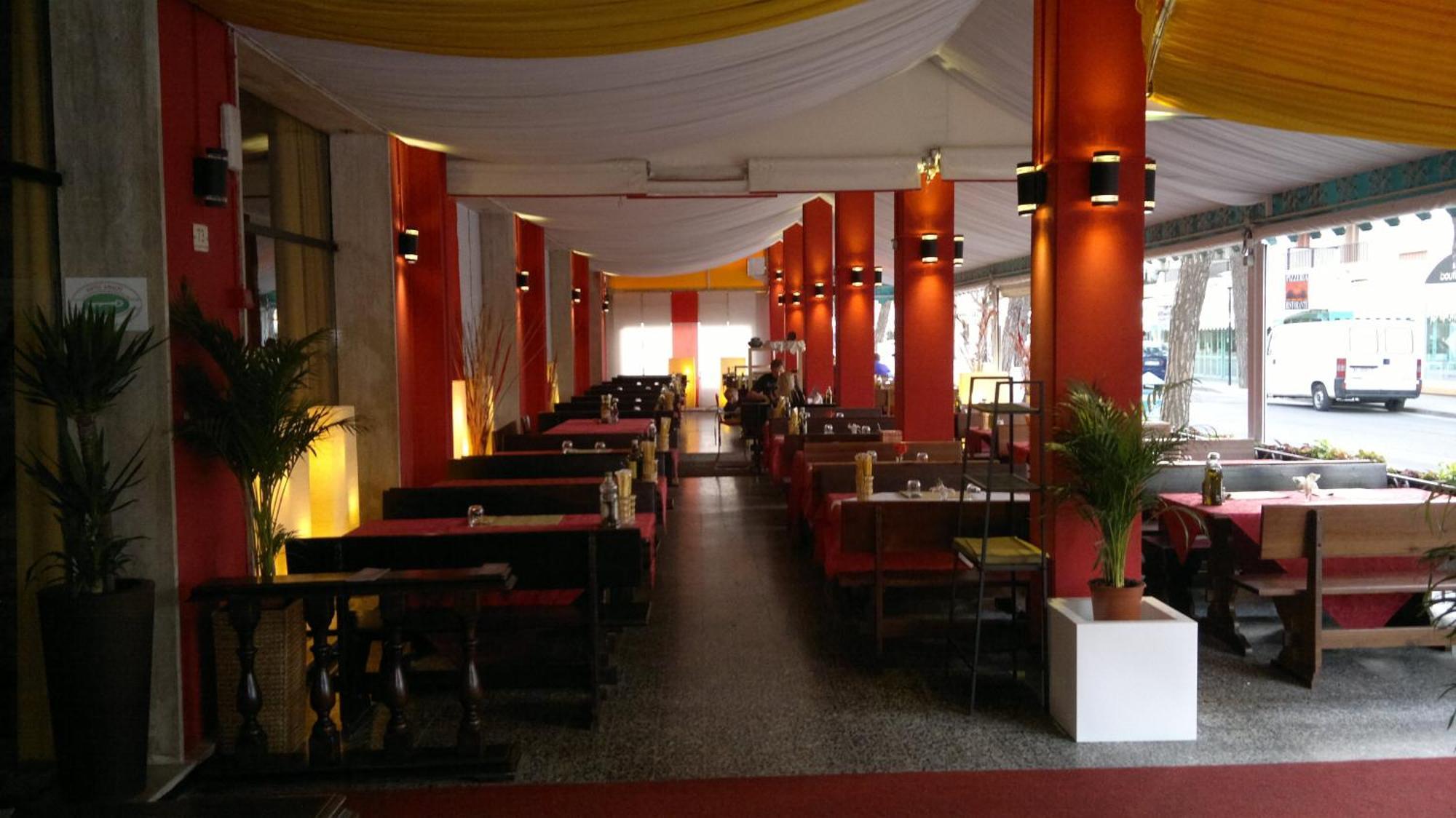 Hotel Amalfi & Restaurant Karaoke Bar Lido di Jesolo