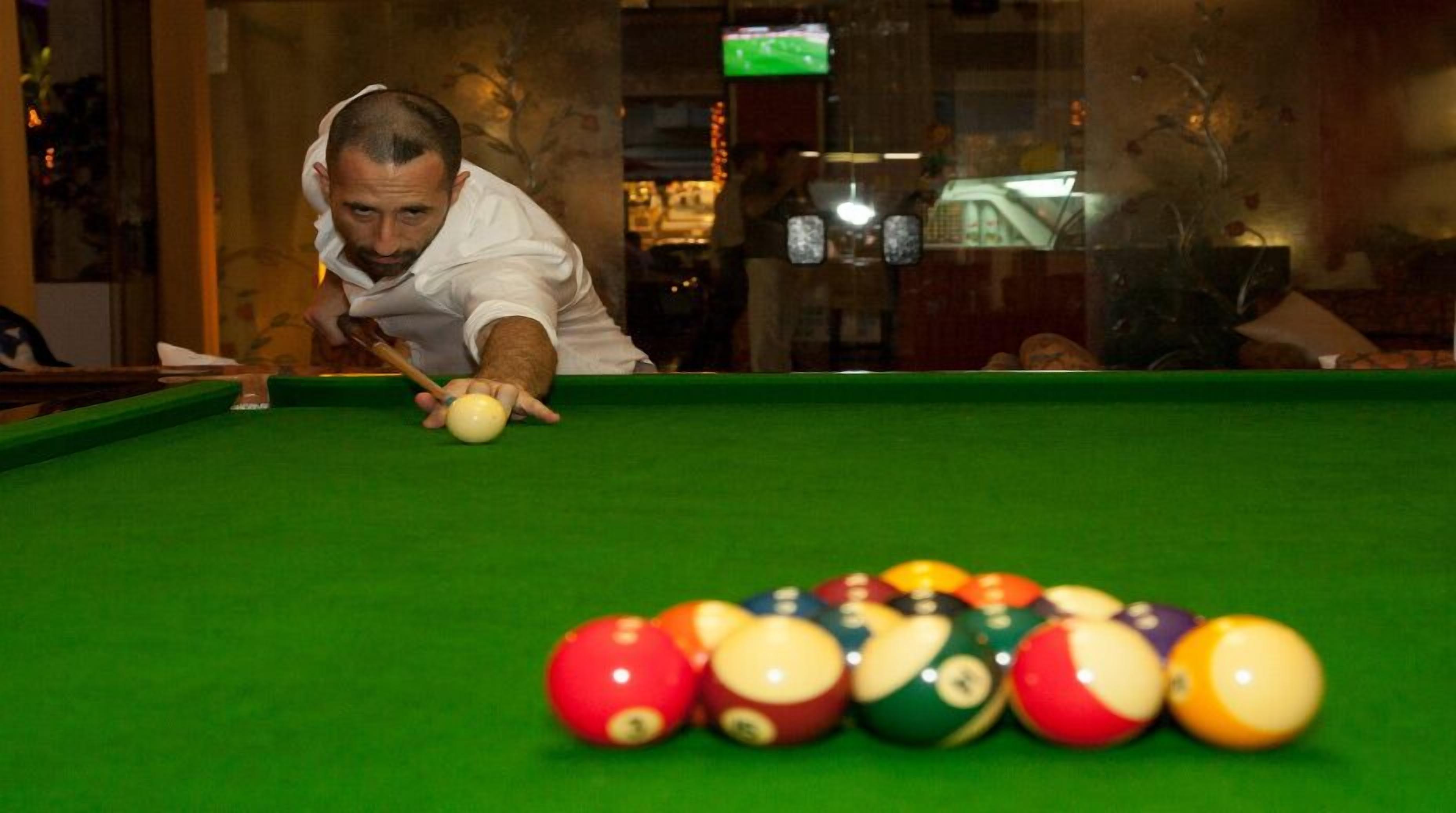 Amalfi & Restaurant Karaoke Bar Hotel 3*