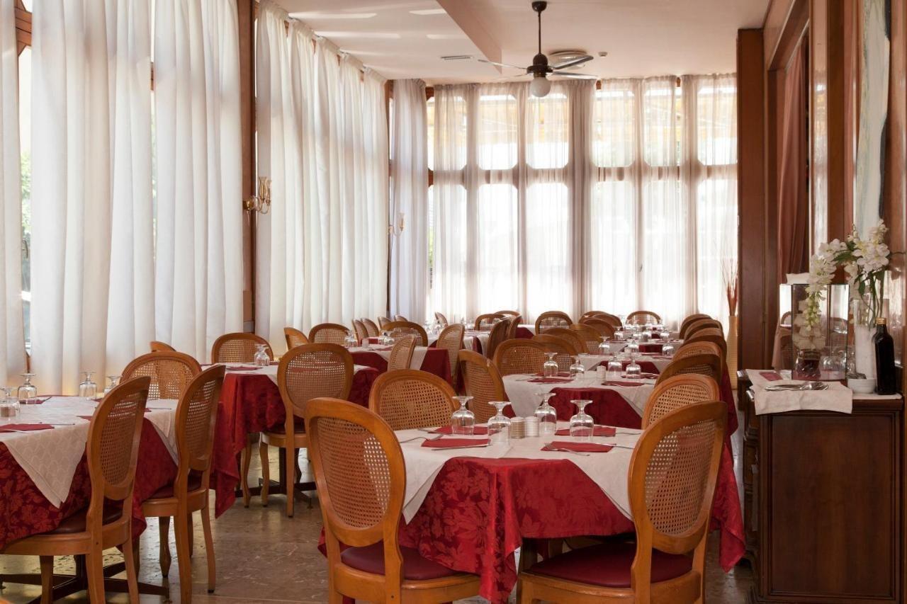 Amalfi Hotel