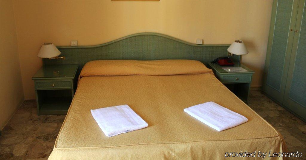 Amalfi Hotel 3*